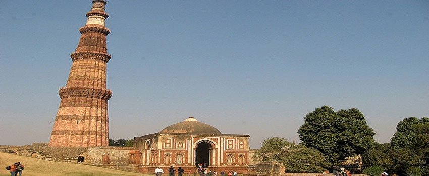 Top 25 Famous Monuments and Distinctive Landmarks of India