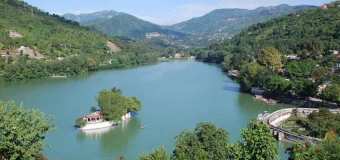 bhimtal-hill