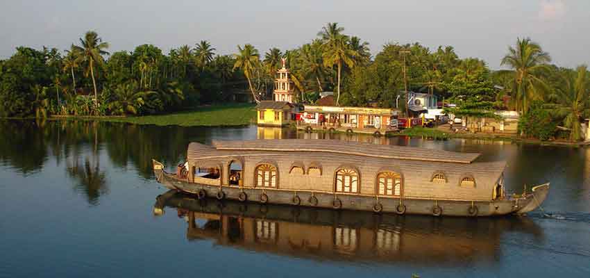 kuttanad-backwater