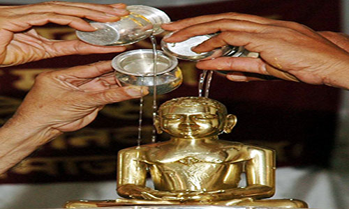 Abisheka for lord Mahavir