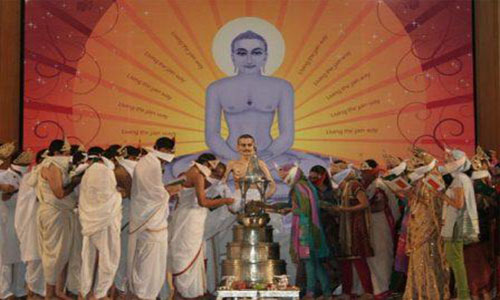 Abisheka for lord Mahavir