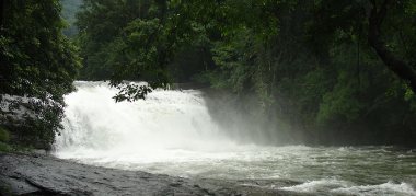 thommankuthu-waterfall
